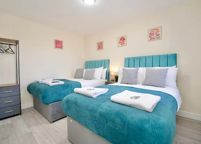 Charming 2Bed Gem - Free Parking & Netflix, Wifi, Walk To Coventry City Centre